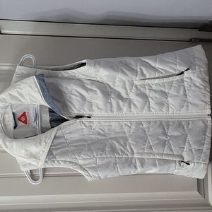 Columbia puffer vest